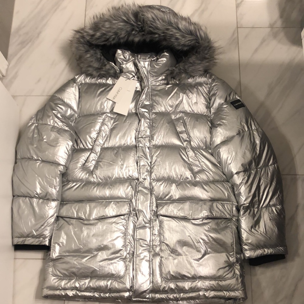 NWT Men’s Calvin Klein Silver Puffer Jacket - Picture 1 of 6